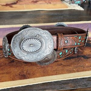 Women’s Ariat Belt, size M